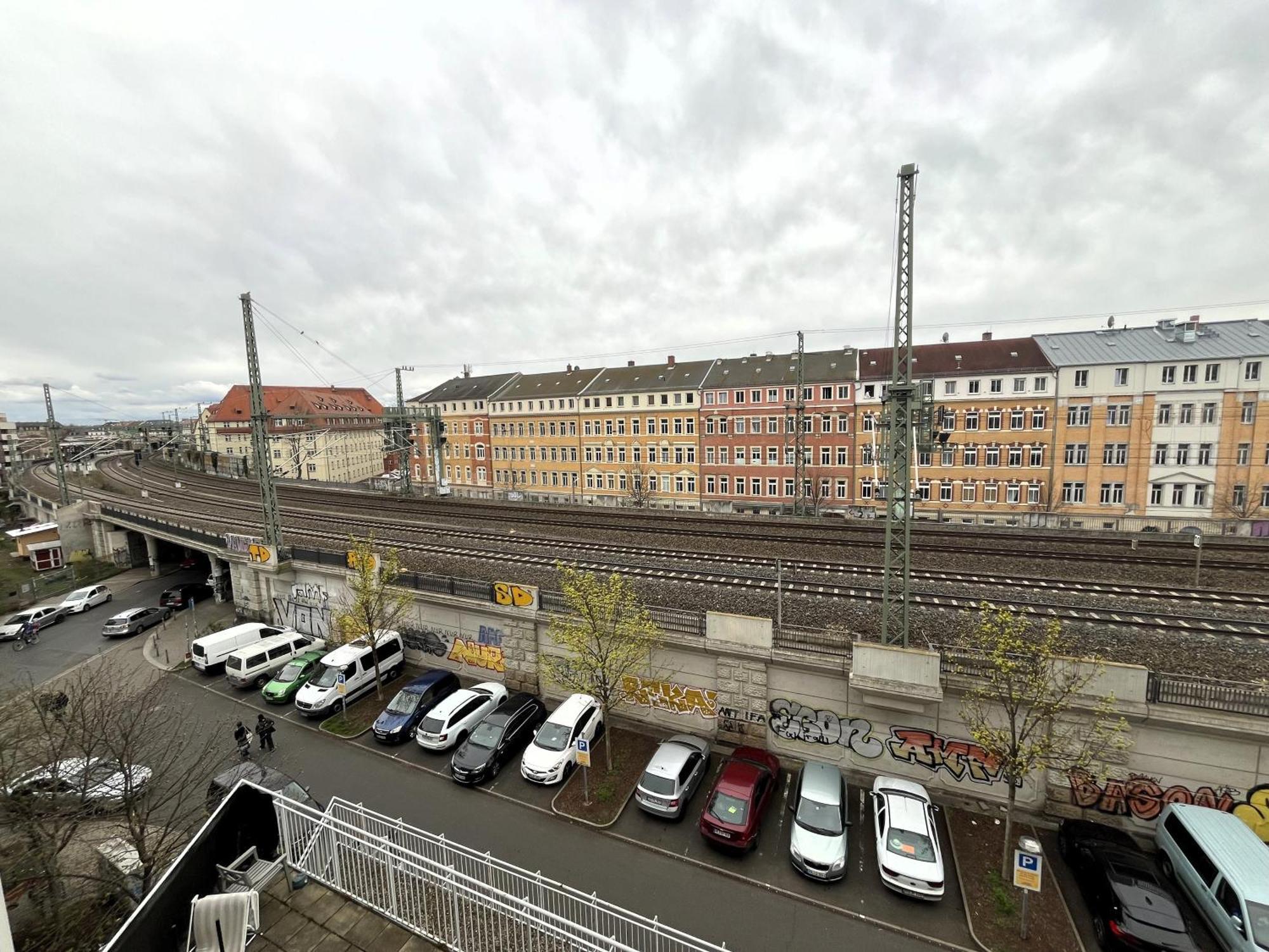 Wohnperle Neustadt - Zentral, Kostenloser Parkplatz, Lift, Klimaanlage Dresda Esterno foto