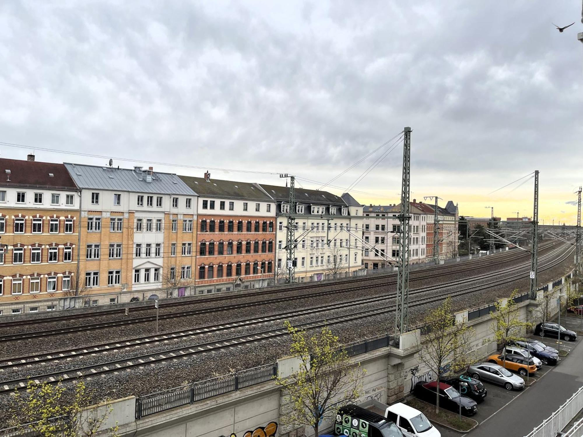 Wohnperle Neustadt - Zentral, Kostenloser Parkplatz, Lift, Klimaanlage Dresda Esterno foto